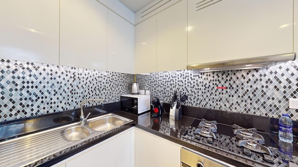 Дубай: Primestay - 2BR in Aykon City - Dubai