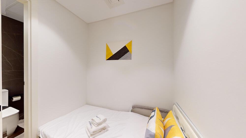 Дубай: Primestay - 2BR Plus Maids Room -midtown