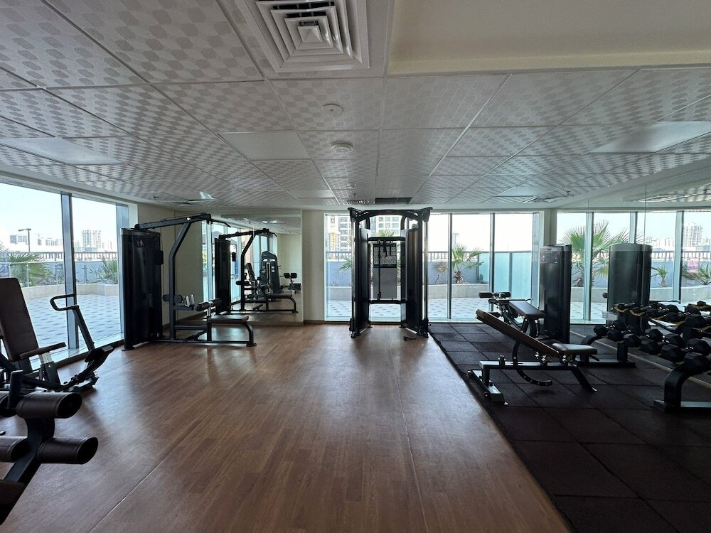 Дубай: Luxurious and Spacious one Bedroom Apartment in the Heart of Dubai