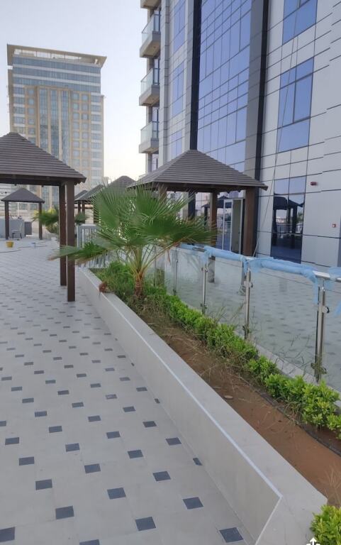 Дубай: Luxurious and Spacious one Bedroom Apartment in the Heart of Dubai