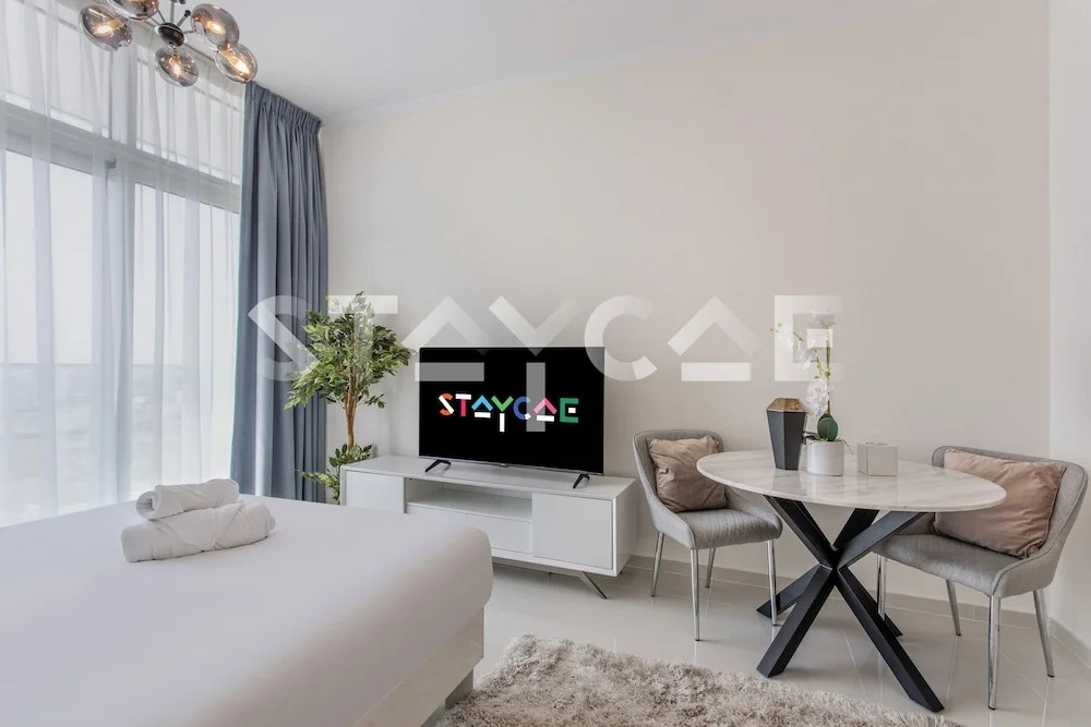 Дубай: Staycae Holiday Homes - Carson Tower