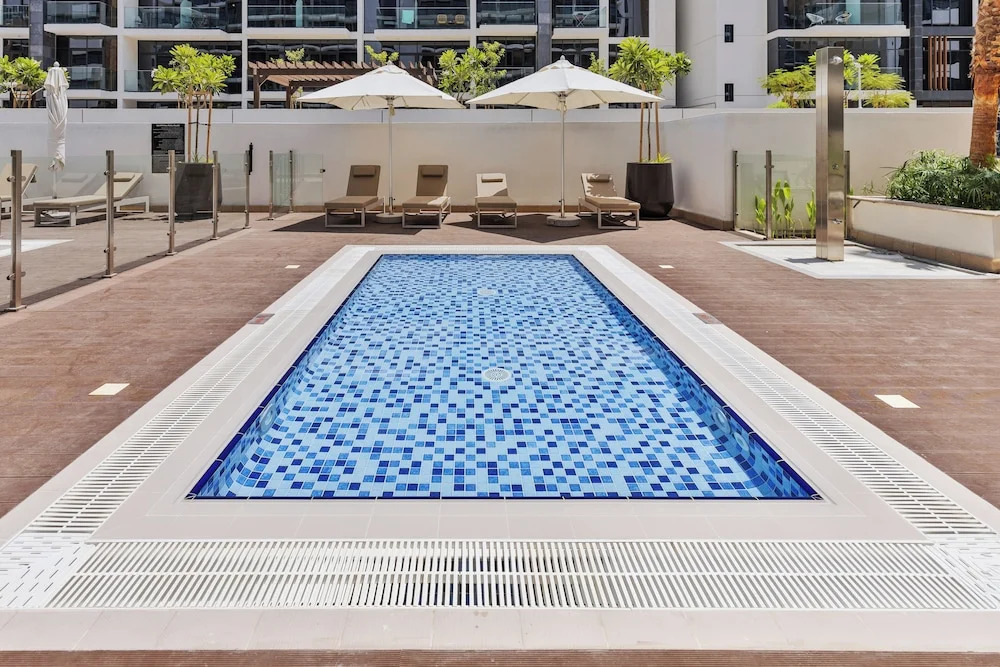Дубай: Waves - Azizi Riviera Building 25 Cozy Studio With Balcony