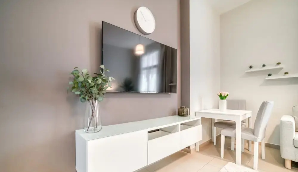Дубай: Sanctuary Studio in Barsha Heights