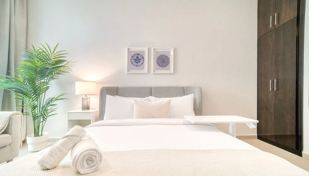 Дубай: Sanctuary Studio in Barsha Heights