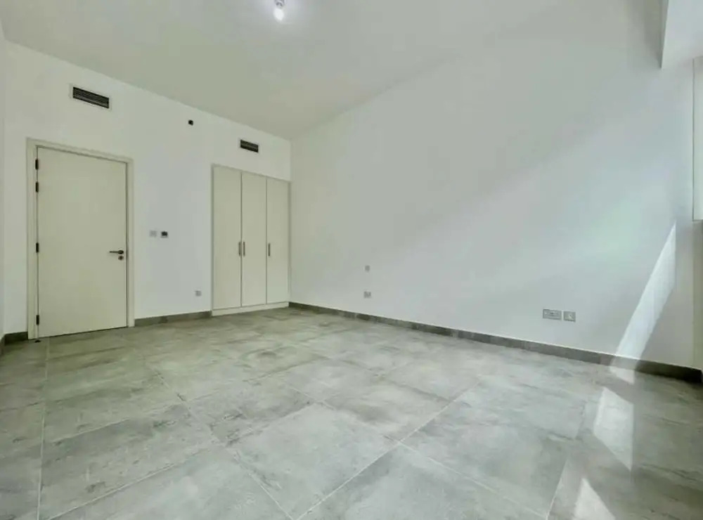 Cozy 1 BHK Apartment in Palette Tower in Tourist Club Area — фото 3