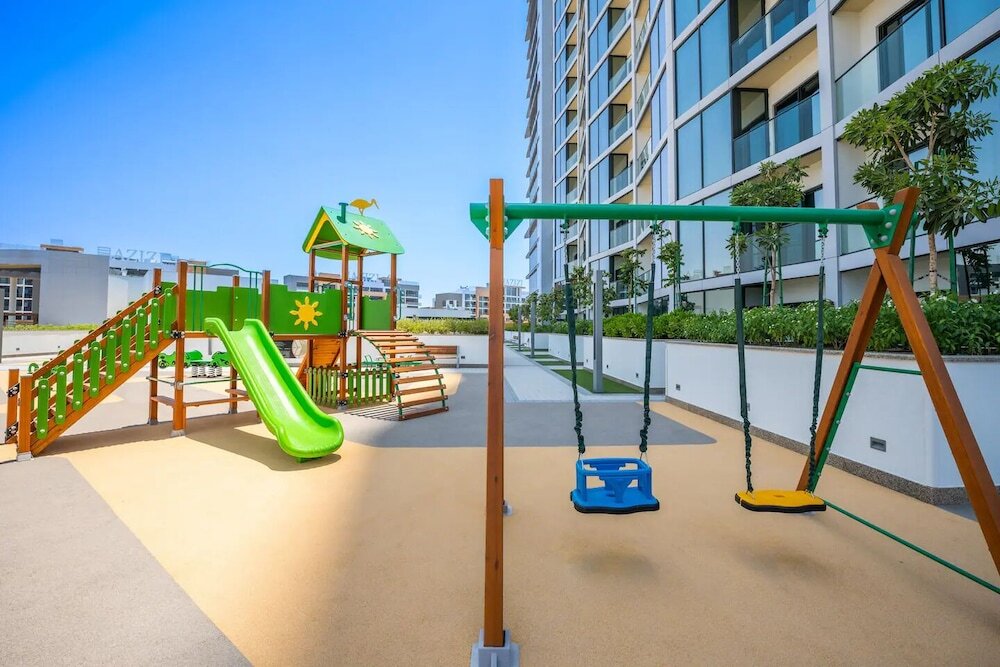 Дубай: Al Meydan - Sobha Waves 1BR Plus Maids