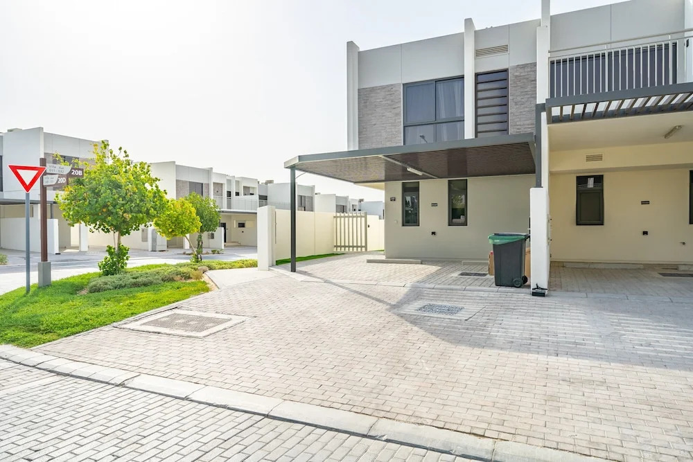 Дубай: Primestay - Aster, Damac Hills 2