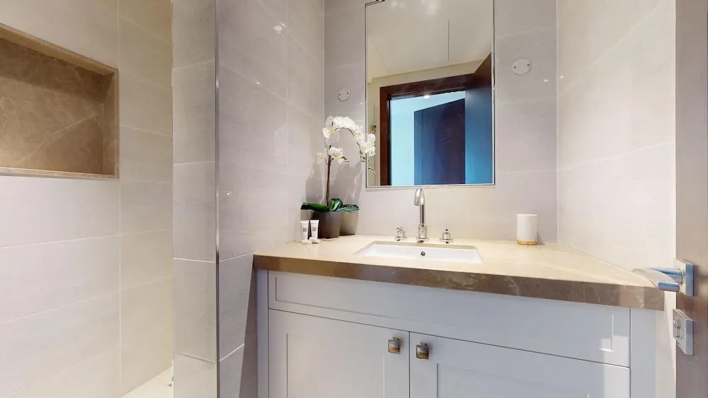 Дубай: Primestay - 2BR Burj View Opera Grand