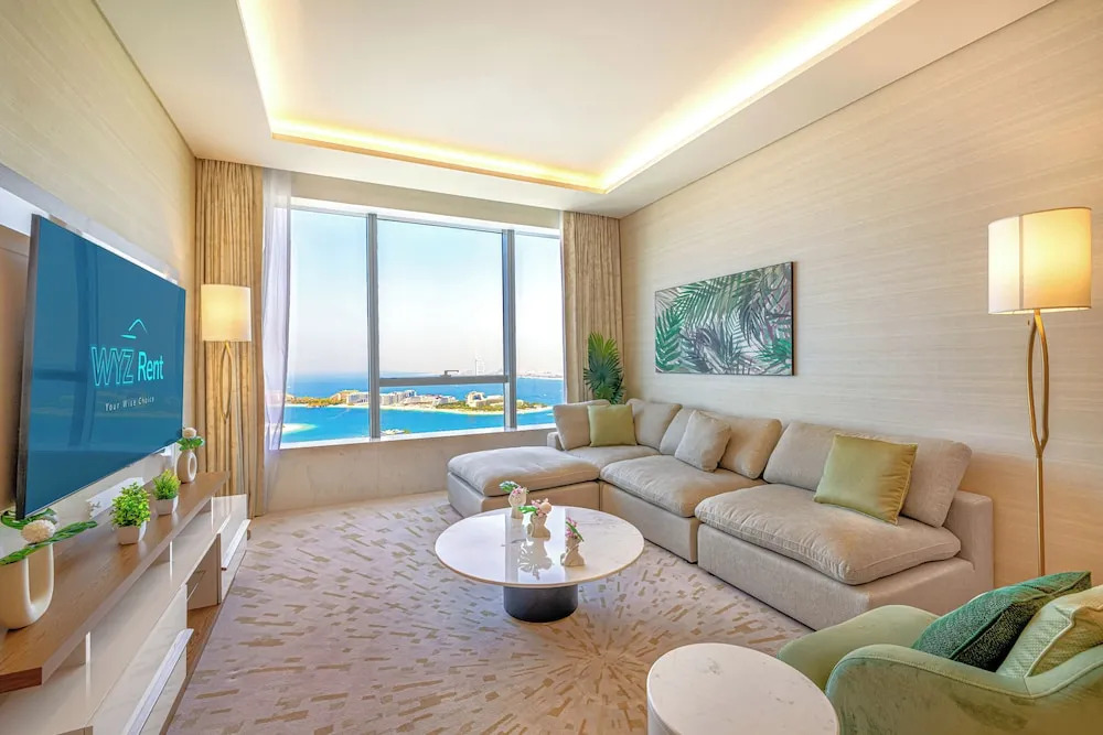 Дубай: Luxurious St Regis 1 Bed Palm View