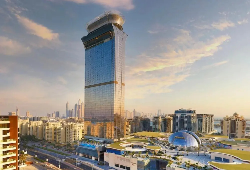 Дубай: Luxurious St Regis 1 Bed Palm View