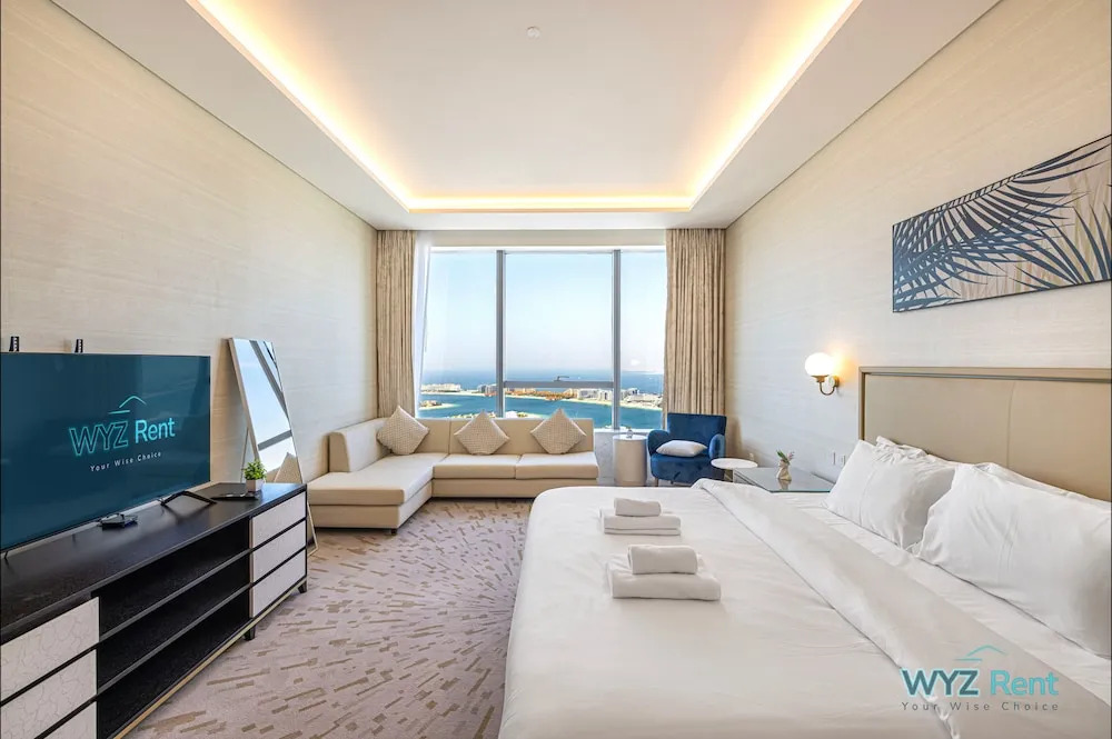 Дубай: Luxurious studio in St Regis Palm View