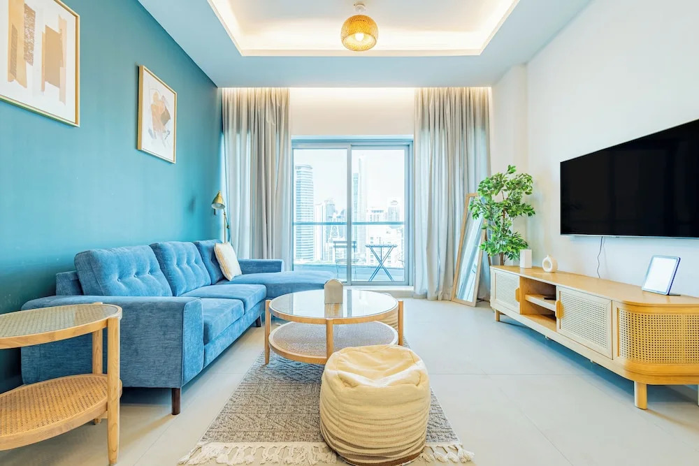 Дубай: SuperHost - Exclusive 25th Floor Retreat with Marina Views