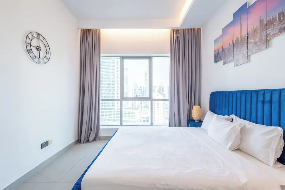 Дубай: SuperHost - Exclusive 25th Floor Retreat with Marina Views