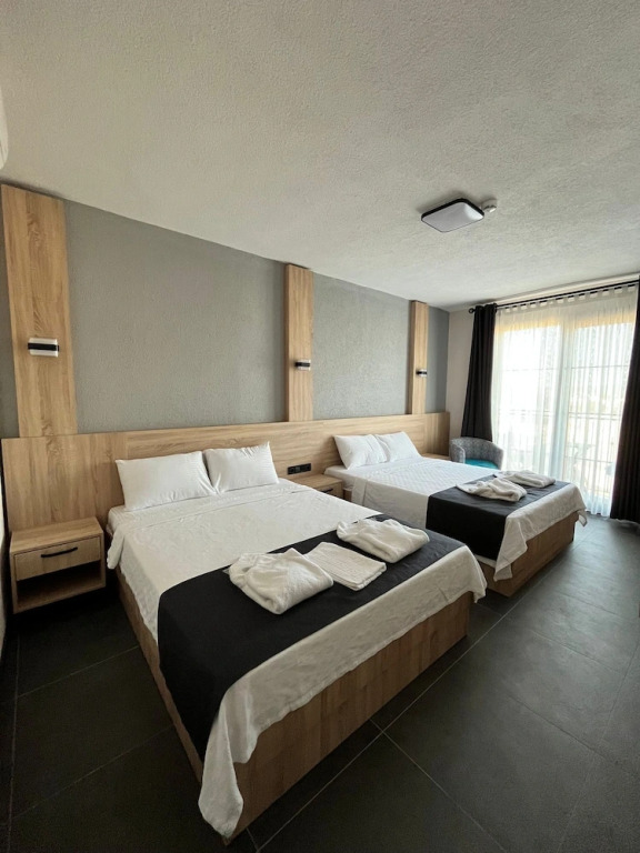 Айвалык: Nüans Otel Küçükköy 1961