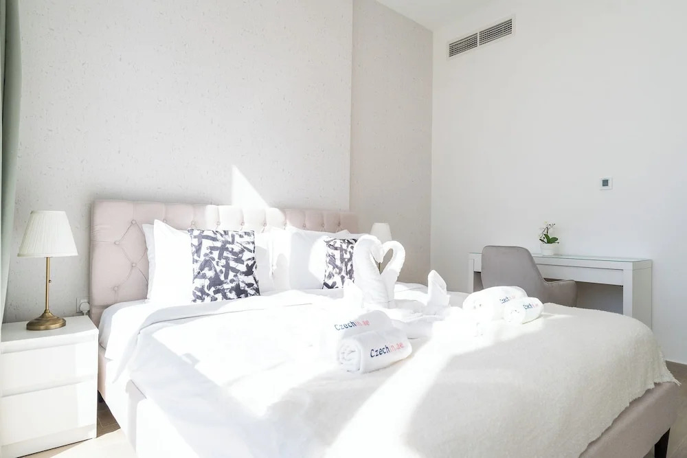 Дубай: Beautiful Views From 30th Floor 2BD JVC