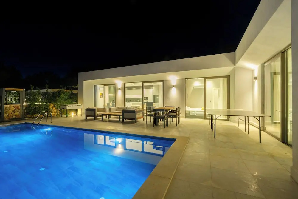 Исламлар: Pluto-1 PLANET LUXURY VILLAS