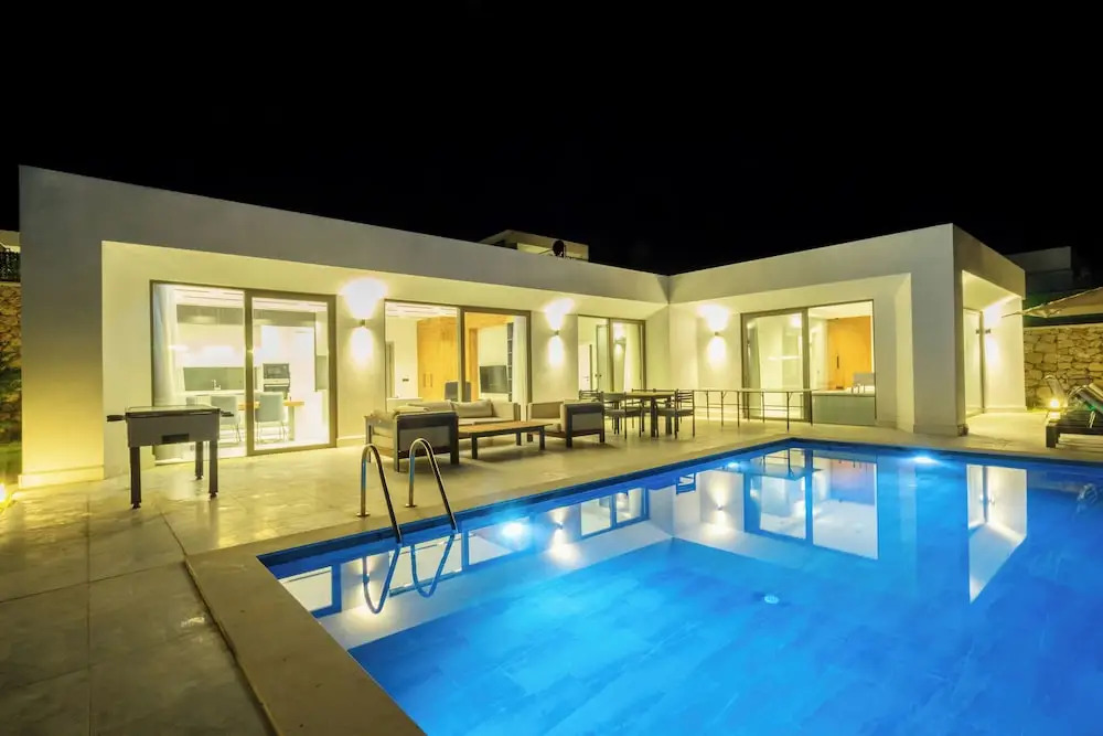 Исламлар: Pluto-1 PLANET LUXURY VILLAS
