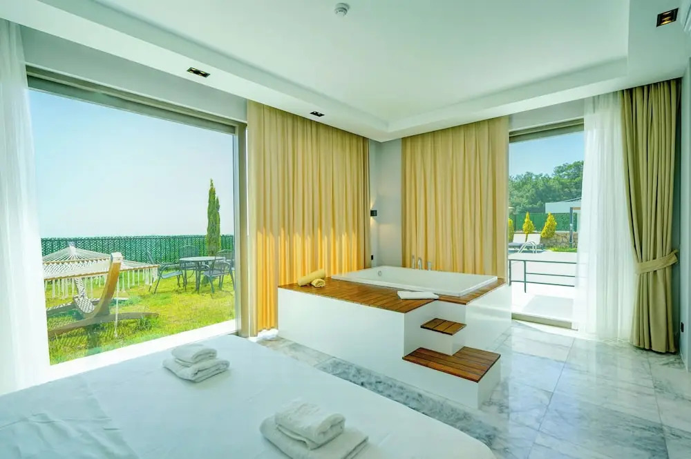 Исламлар: Pluto-1 PLANET LUXURY VILLAS