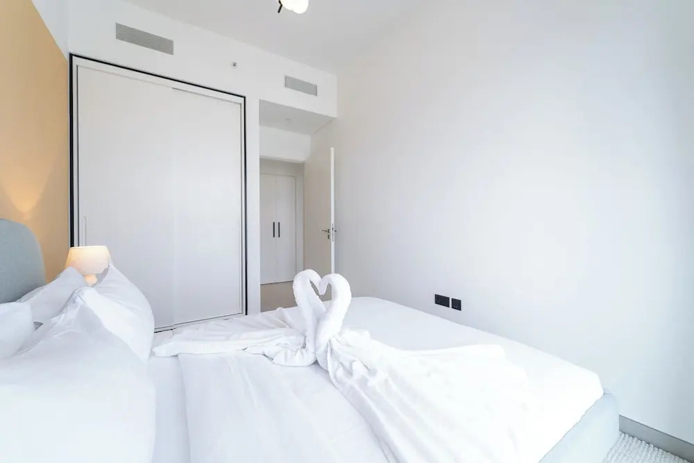 Дубай: Cozy 2BD Work in Style Dubai Hills