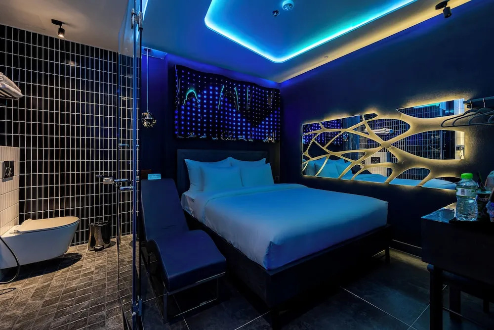 Хошимин: PYNT Hotel 2