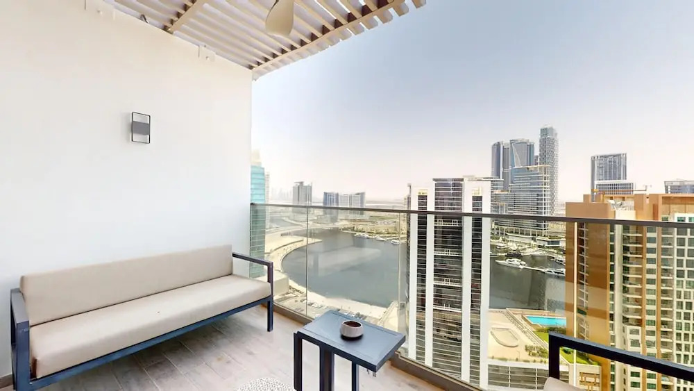 Дубай: Business Bay - MAG 318 2219