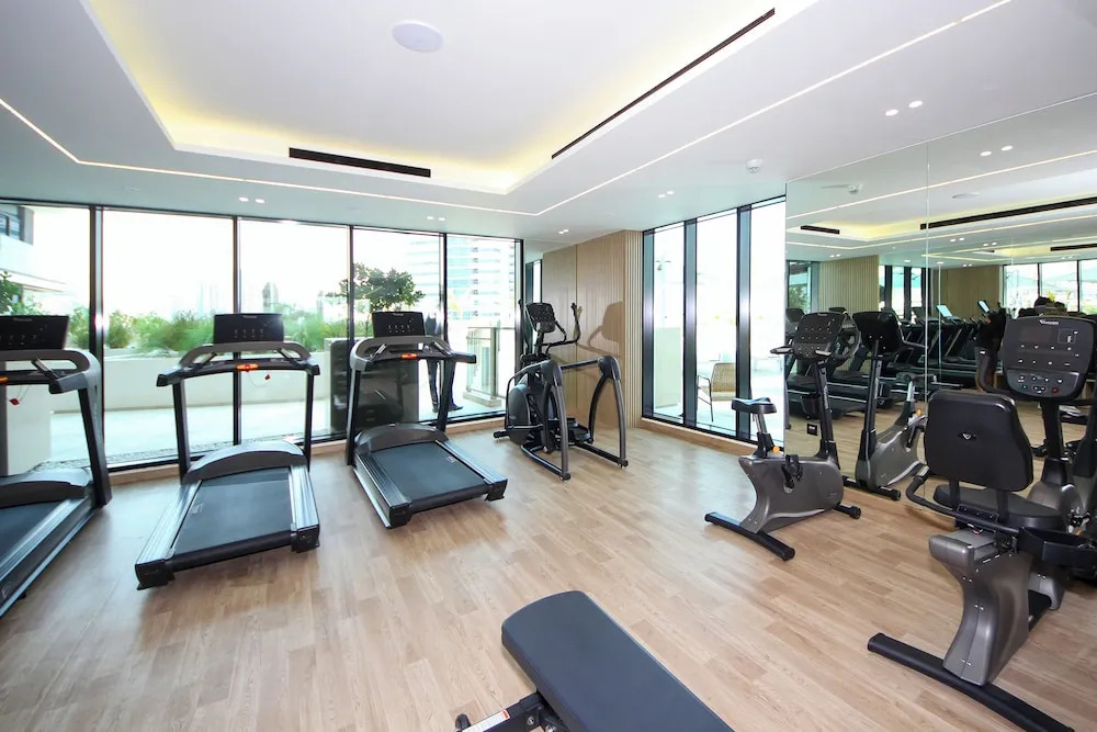 Дубай: Brand new 1BHK with pool and gym