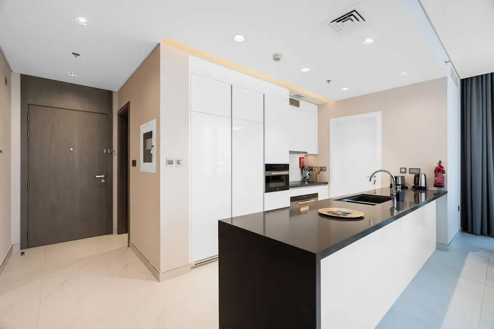 Дубай: Your Keys Holiday Homes