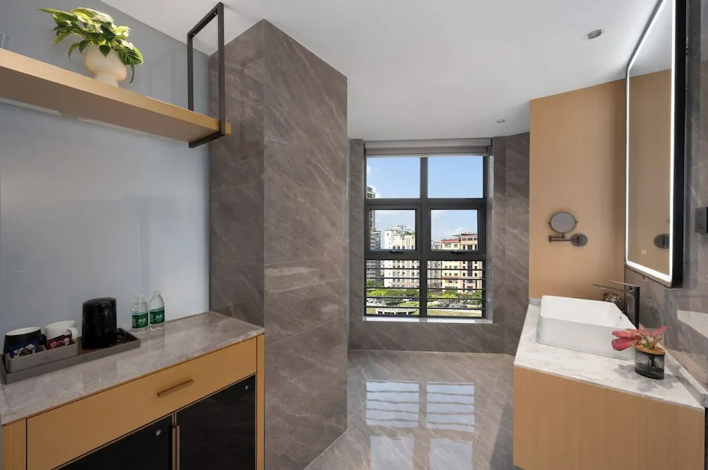 Хойчжоу: Poltton International Apartment Huiyang