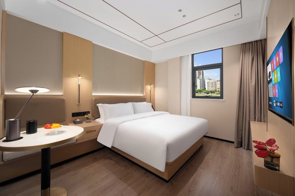Хойчжоу: Poltton International Apartment Huiyang