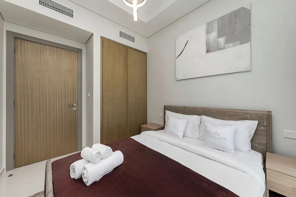 Дубай: Extremely High 2BR in Aykon City Tower