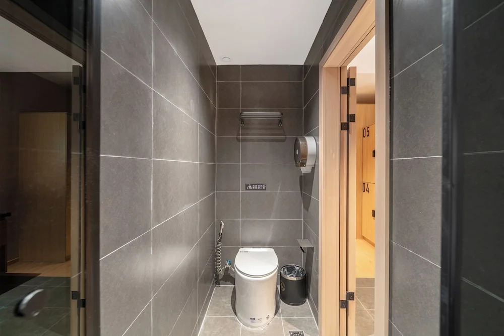 Шанхай: CaptainNo 5YouthHotel XianxiaRoad Branch