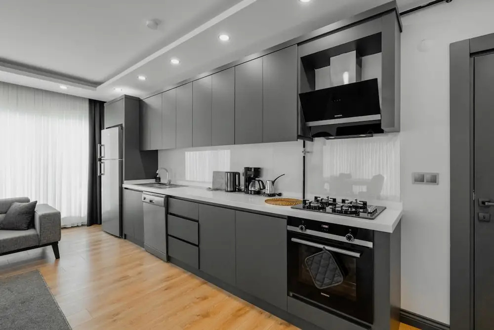 Modern Flat w Patio and Garden 5 min to Lara Beach — фото 6