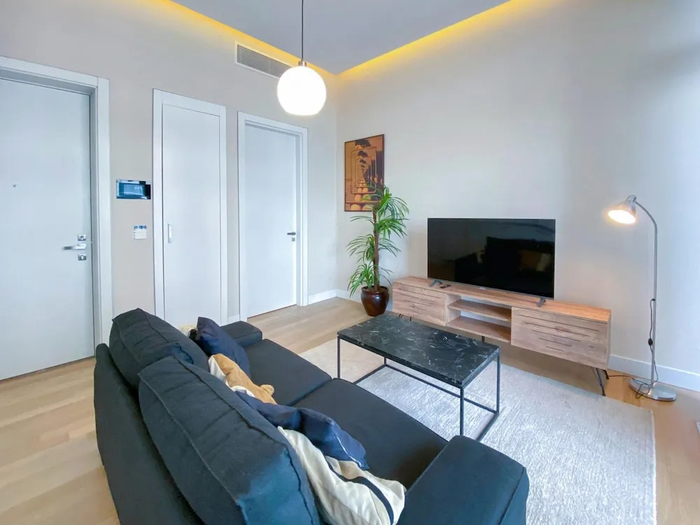 Стамбул: Modern Residence w Balcony 5 min to Istinye Mall