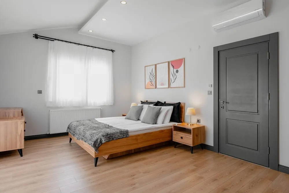 Анталья: Central Flat w Balcony 5 min to Lara Beach