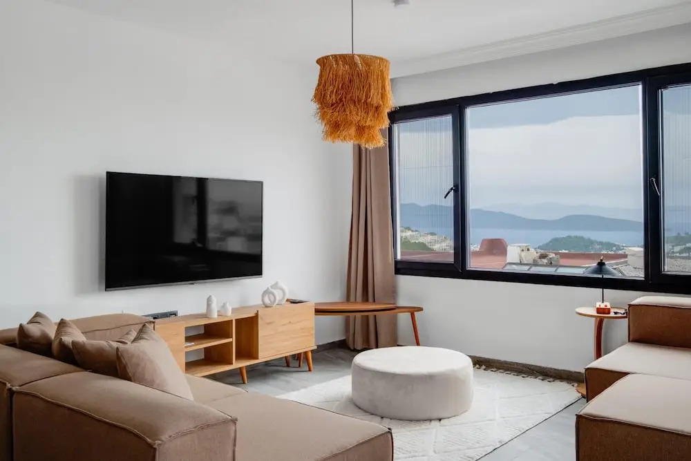 Бодрум: Villa With Sea View Balcony 6 min to Beach