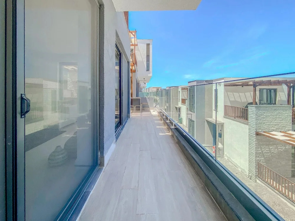 Милас: Sea View House w Balcony 3 min to Beach in Milas
