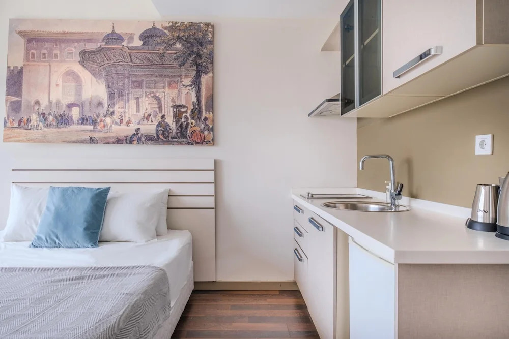 Стамбул: Modern Residence Studio Flat w Balcony in Bagcilar