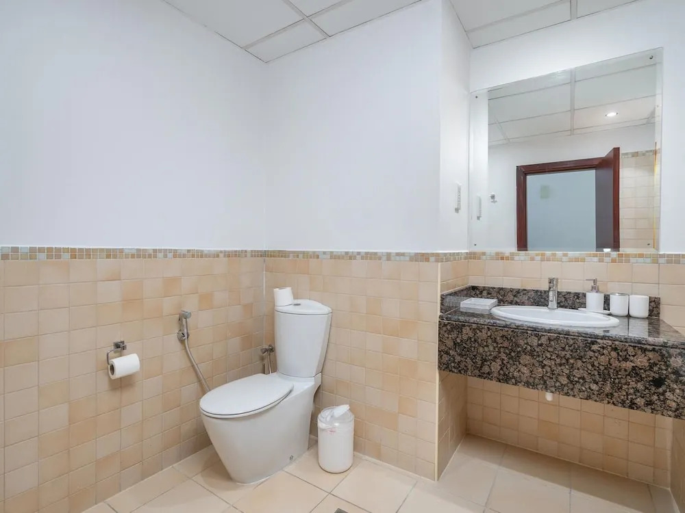 Дубай: 3BR Boutique Apt Near JBR Beach by Belvilla