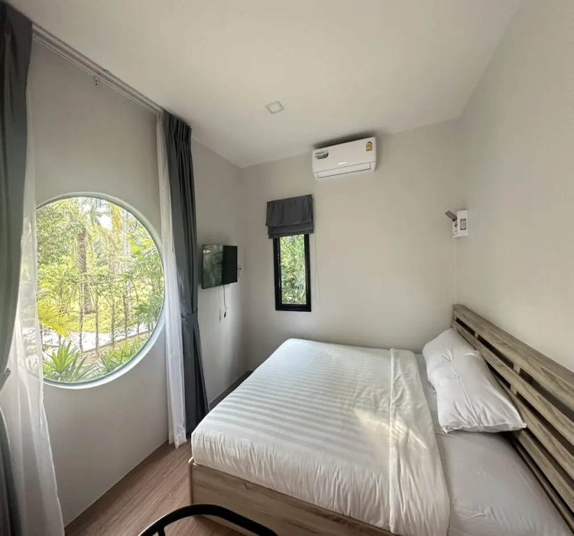 Паттайя: BannRai Tayai Cafe and Resort