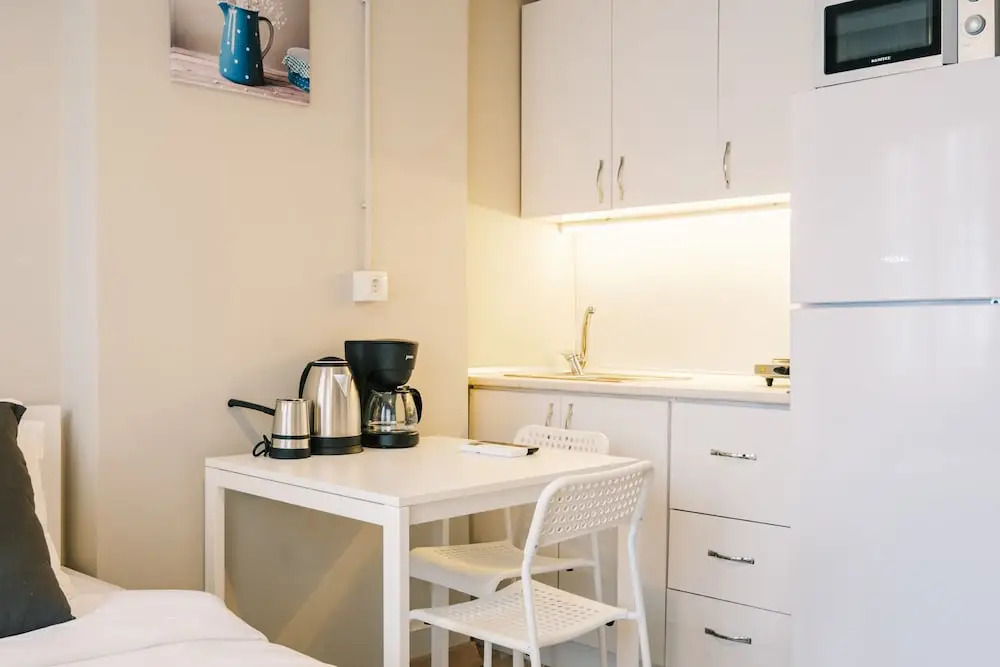 Стамбул: Studio With a Sea View Balcony in Bakirkoy