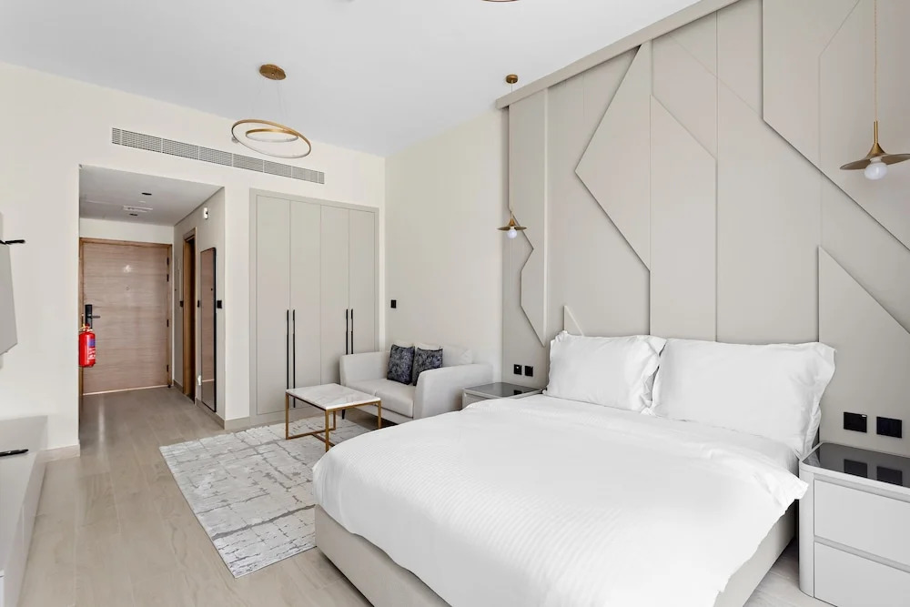 Дубай: Chic Studio in Arjan With Pool Game Room and gym