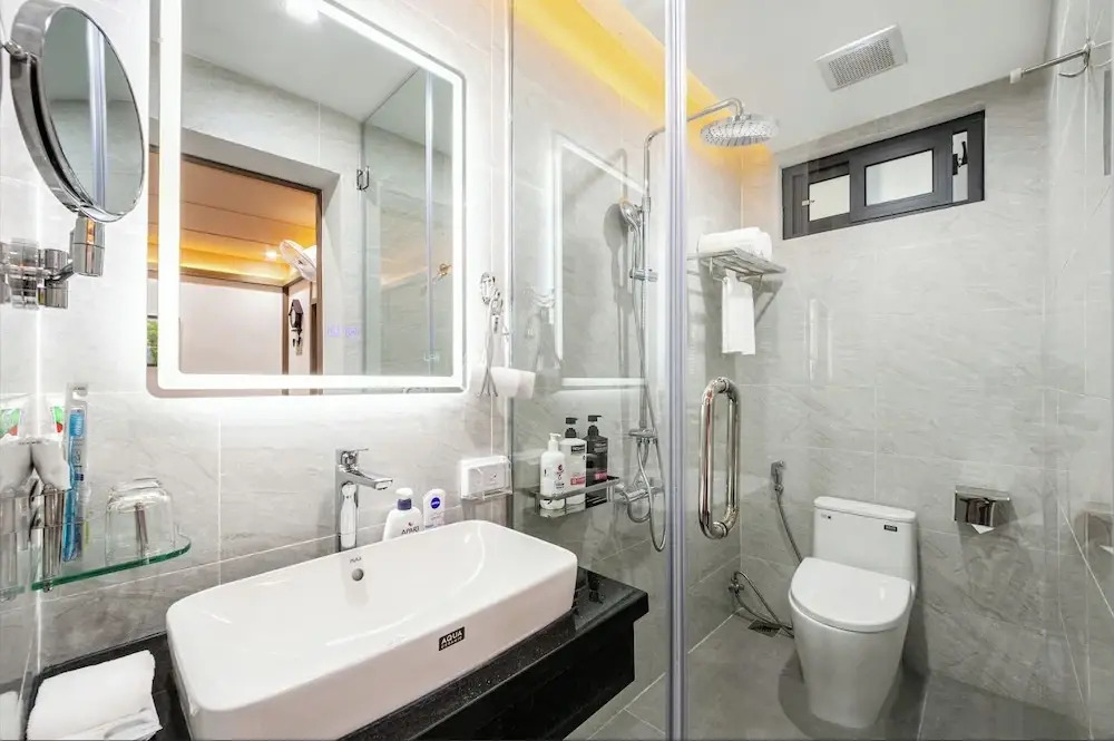Ханой: A25 Hotel - 21 Nghia Tan