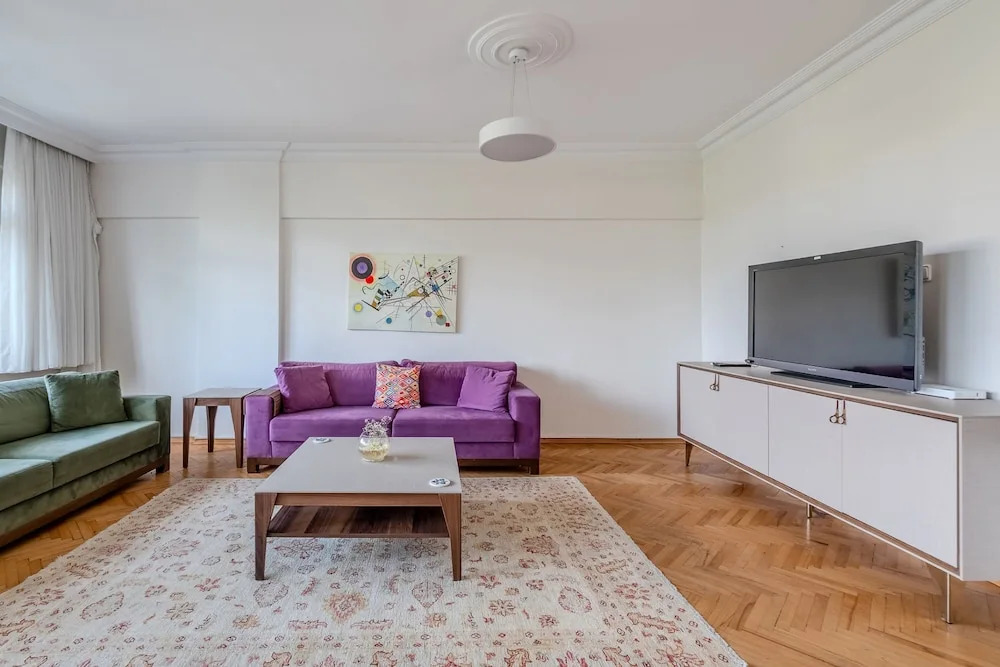 Flat With Balcony 4 min to Akmerkez Mall in Etiler — фото 2