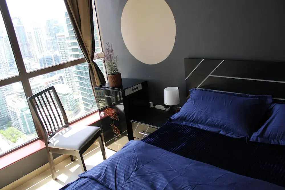 Дубай: Urban Panda Skyview Hostel JBR