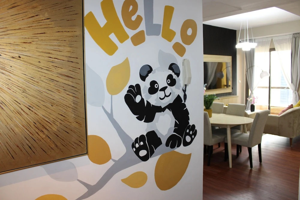 Дубай: Urban Panda Skyview Hostel JBR