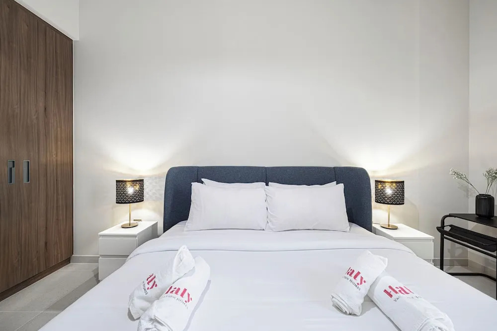Дубай: 1BR with beach access at Vida Residence