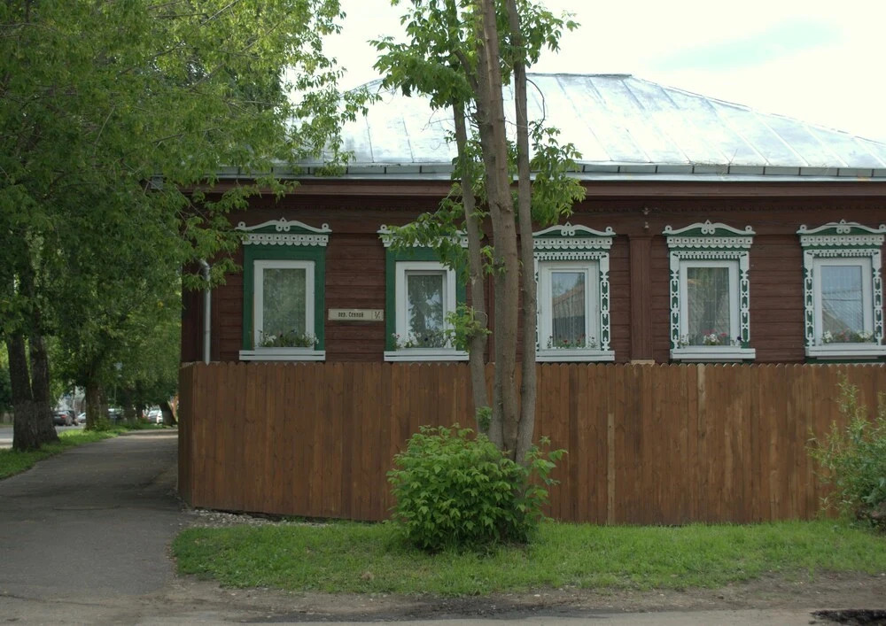 Кострома: Дом на Сенном