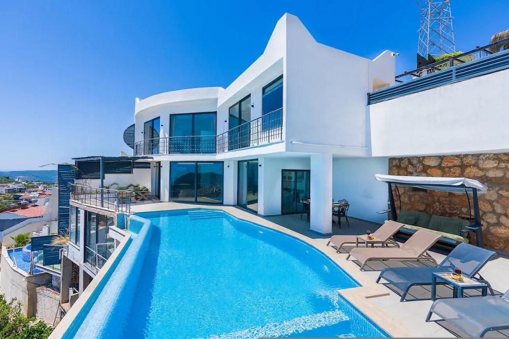 Калкан: Lux Villa With Jacuzzi Inf Pool - All Rooms w AC