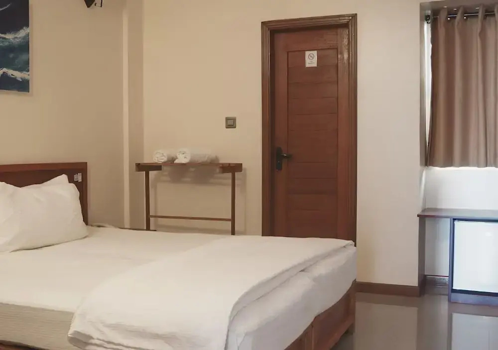 Северный атолл Мале: Noah Private Beach House