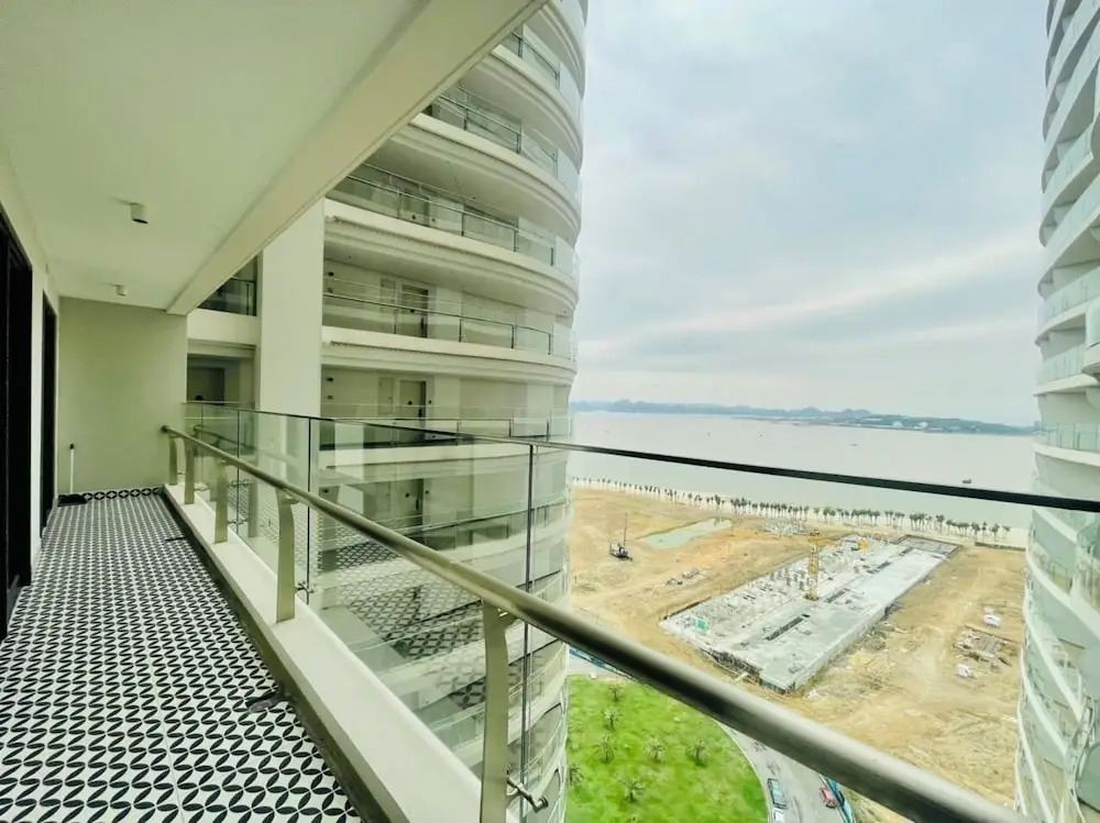 Халонг: 1908 Citadines Marina Halong